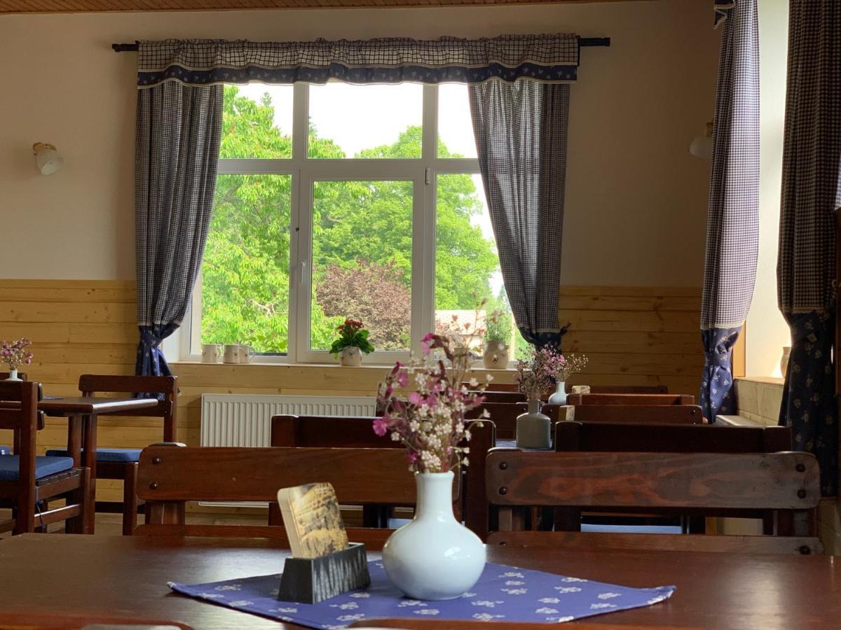Penzion A Restaurace Vyhlidka Železná Ruda 外观 照片