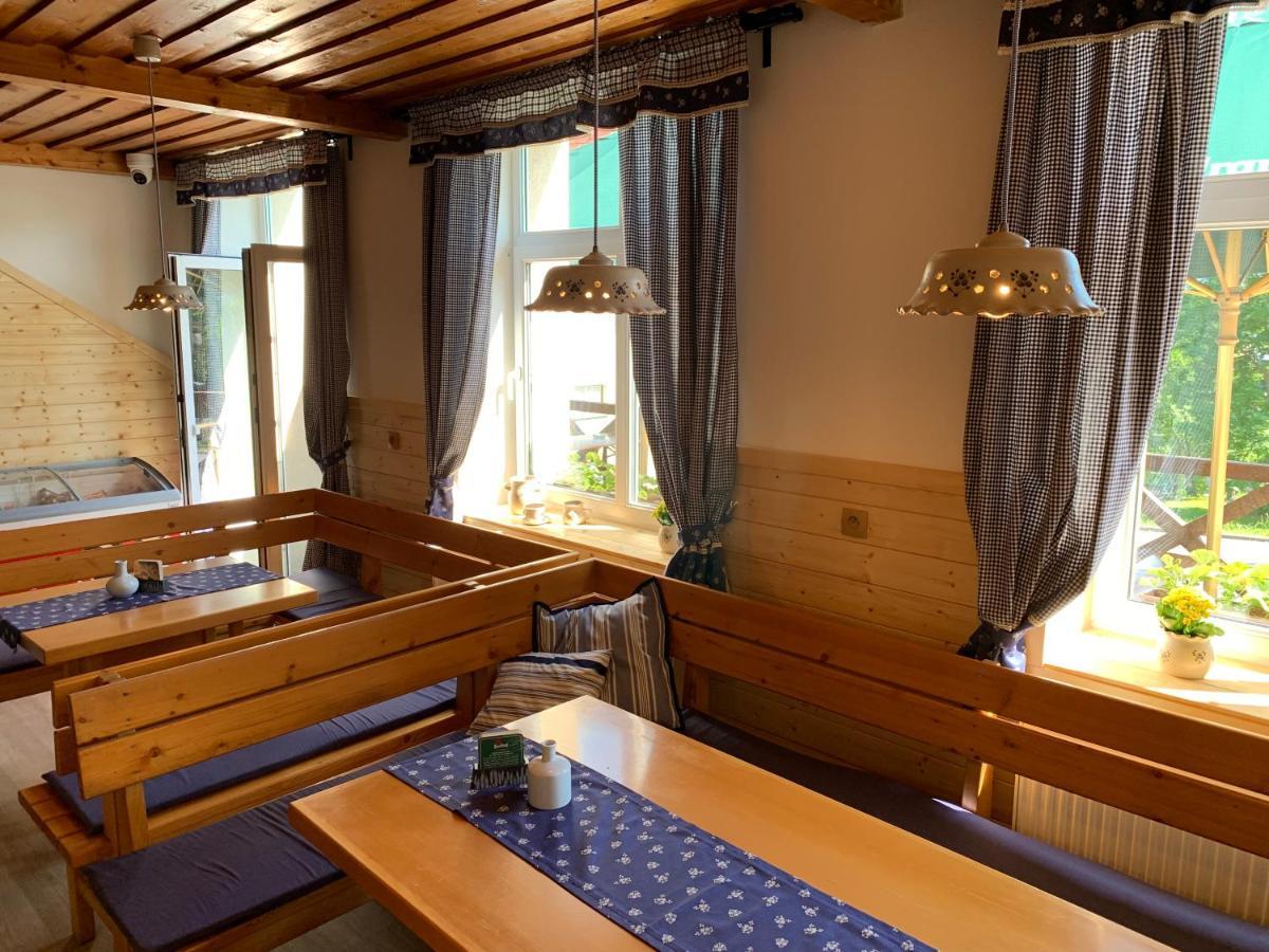 Penzion A Restaurace Vyhlidka Železná Ruda 外观 照片