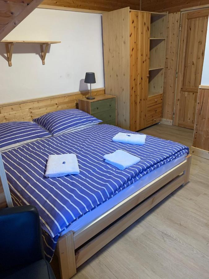 Penzion A Restaurace Vyhlidka Železná Ruda 外观 照片