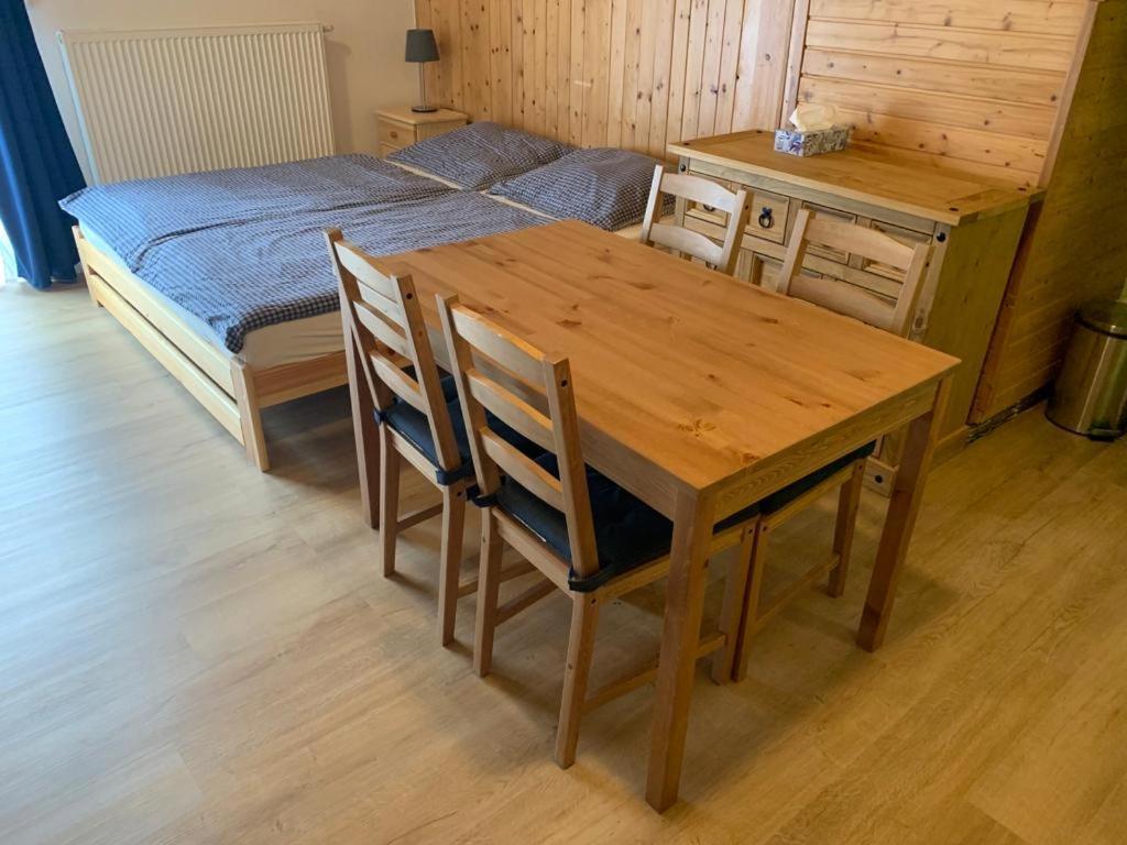 Penzion A Restaurace Vyhlidka Železná Ruda 外观 照片